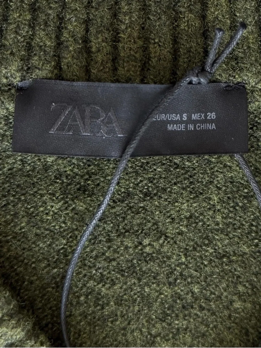 ZARA Olive Green Knit Sweater Vest V-Neck Soft Wool Blend Preppy Chic Size S - Picture 6 of 14